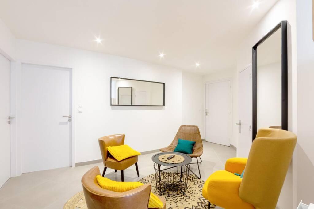La Chambre Liberte 2, Sdb Privative Et Tv, Cuisine Salon Partages, Confort Et Hypercentre Brest Zewnętrze zdjęcie
